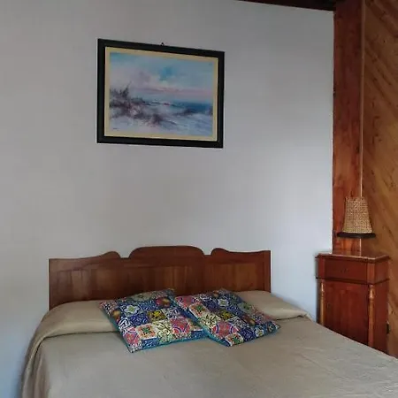 In Casa Castiglia A Woodhouse With Beautiful View Close Madonie Park *