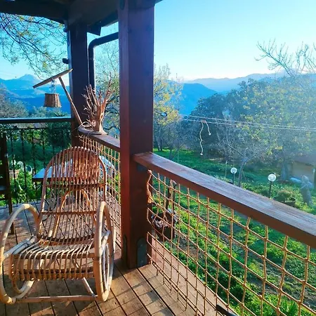 Guest house In Casa Castiglia A Woodhouse With Beautiful View Close Madonie Park