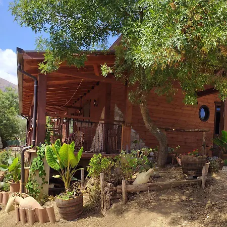 In Casa Castiglia A Woodhouse With Beautiful View Close Madonie Park Affittacamere Castelbuono (Sicily)